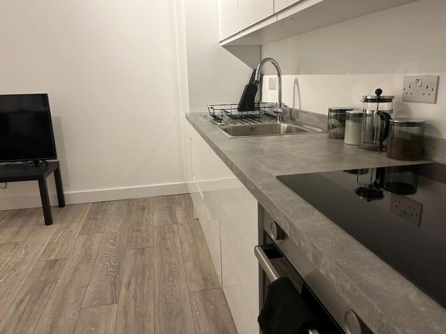 דירות Edgware 1 Bed High Quality Modern Flat מראה חיצוני תמונה